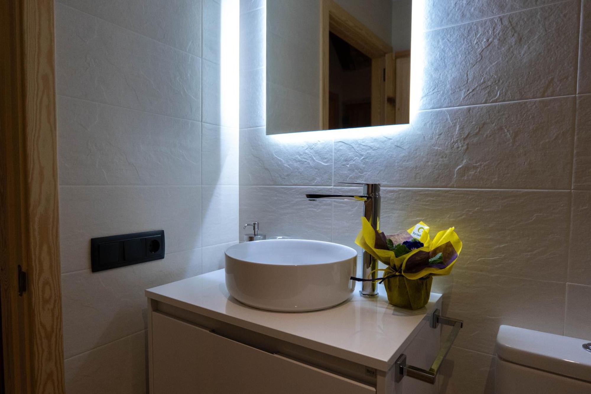 Niu De Queralt Apartment Vic Bagian luar foto