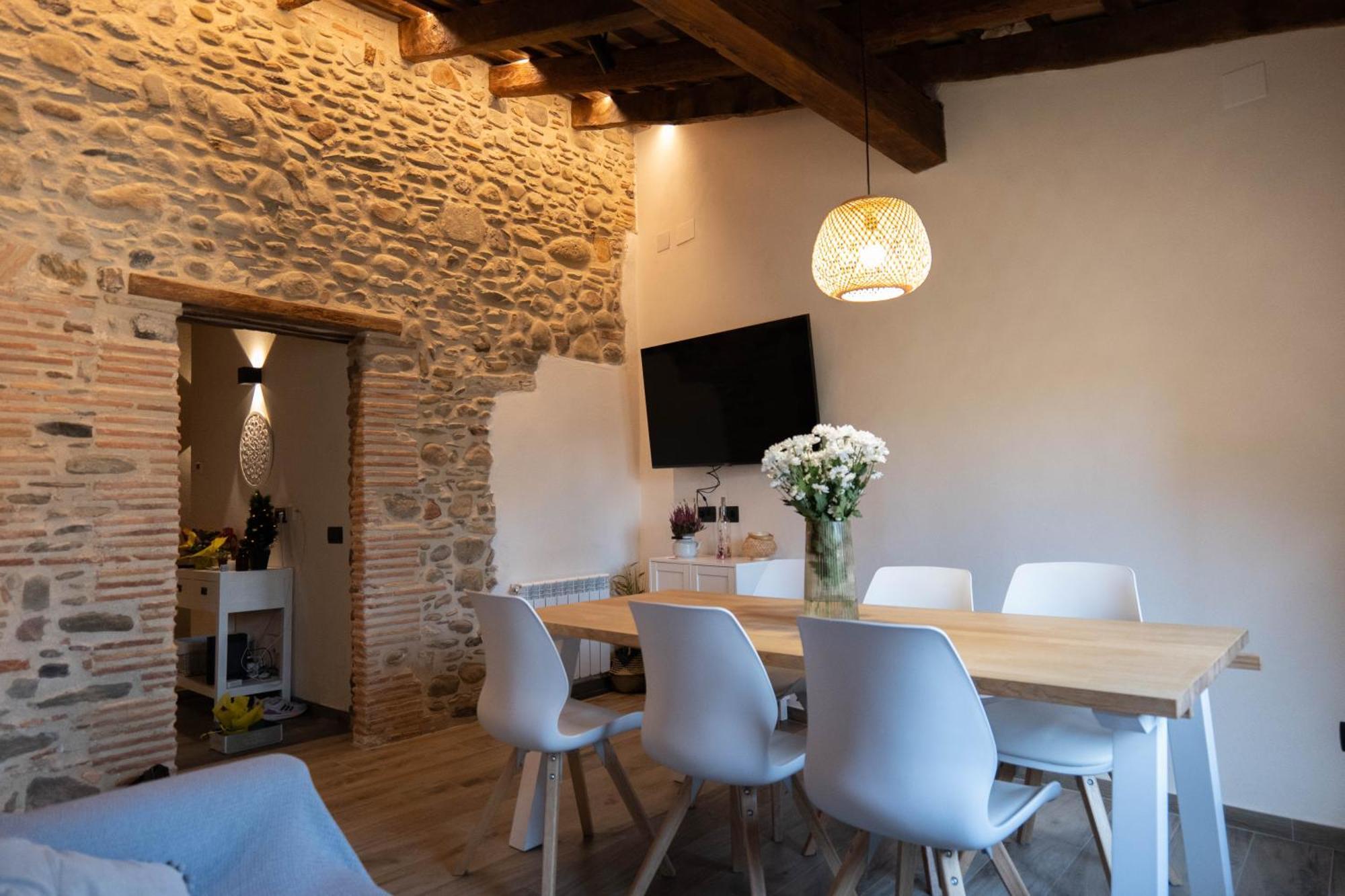 Niu De Queralt Apartment Vic Bagian luar foto